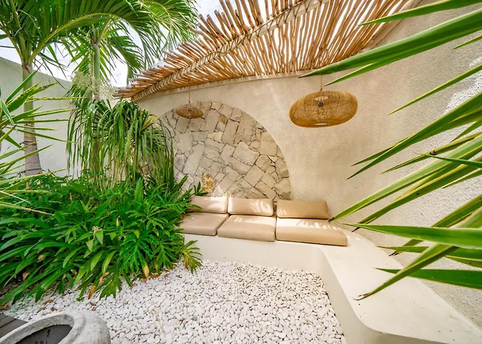 Casa Samudra - 3br In Seminyak