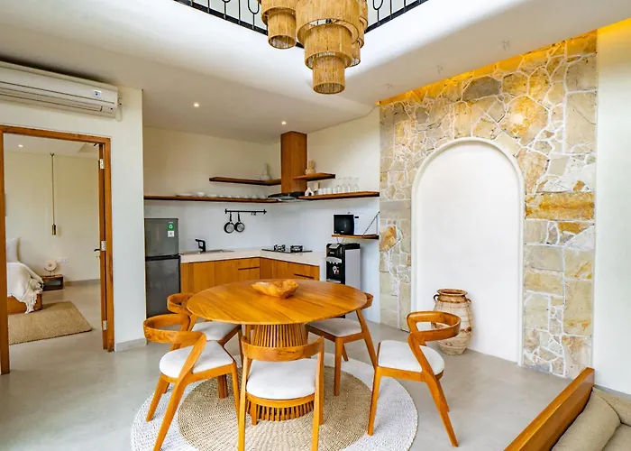 Casa Samudra - 3br In Seminyak